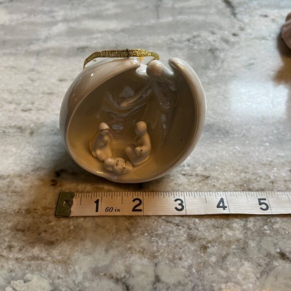 Nativity Scene Light Up Ornament Appletree Design Angel Holy Porcelain Jesus - Picture 9 of 9